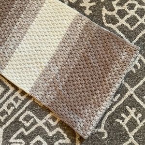 CALVIN KLEIN Scarf Circular Wrap Brown and White.